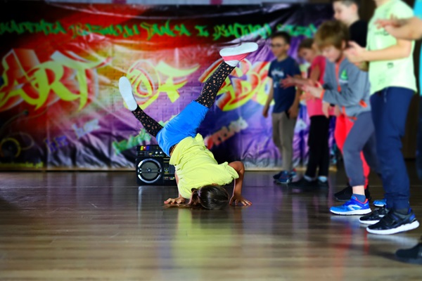 Cours de hip hop à la MLC de Fontaines sur Saone